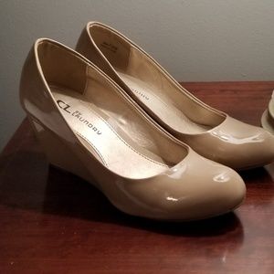 Tan Shiny Wedges
